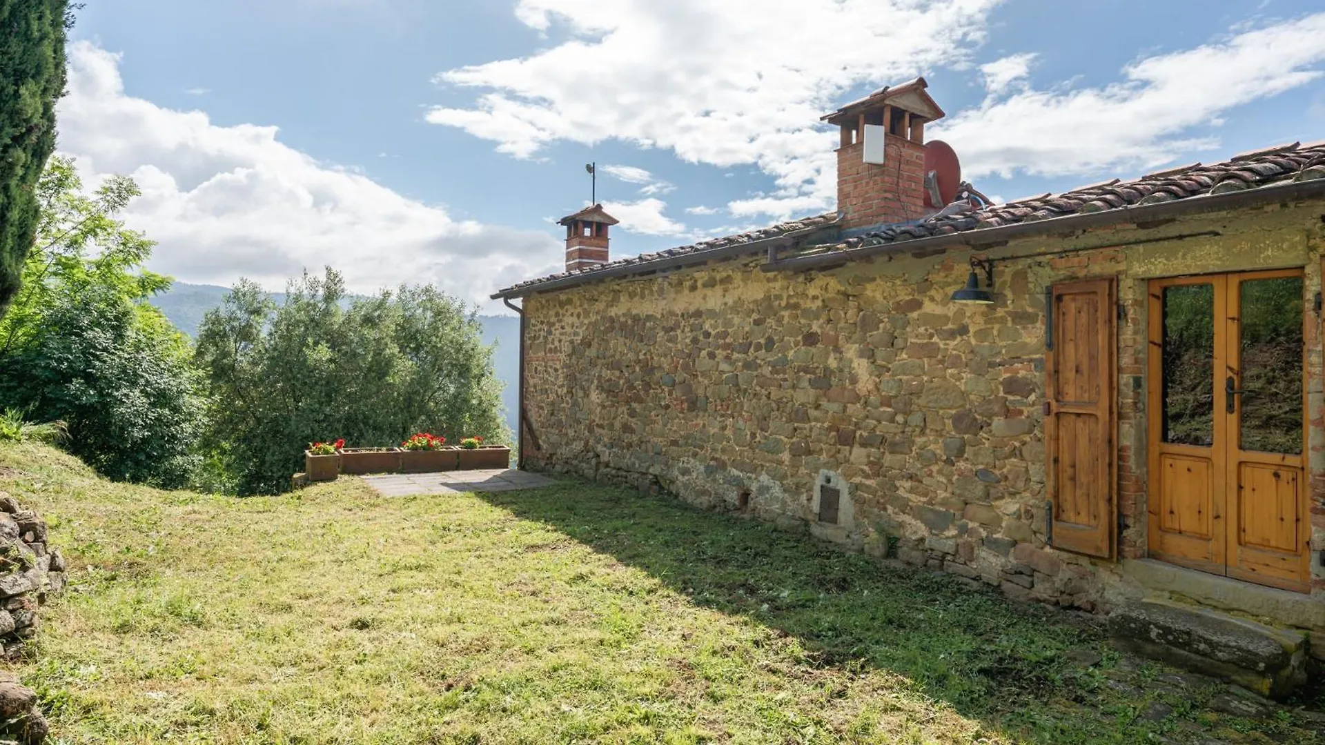 Alojamento de Turismo Rural Fattoria Di Pietrabuona Vila Medicina