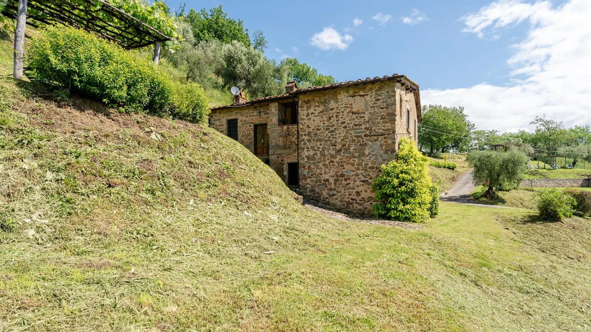 Alojamento de Turismo Rural Fattoria Di Pietrabuona Vila Medicina  Itália