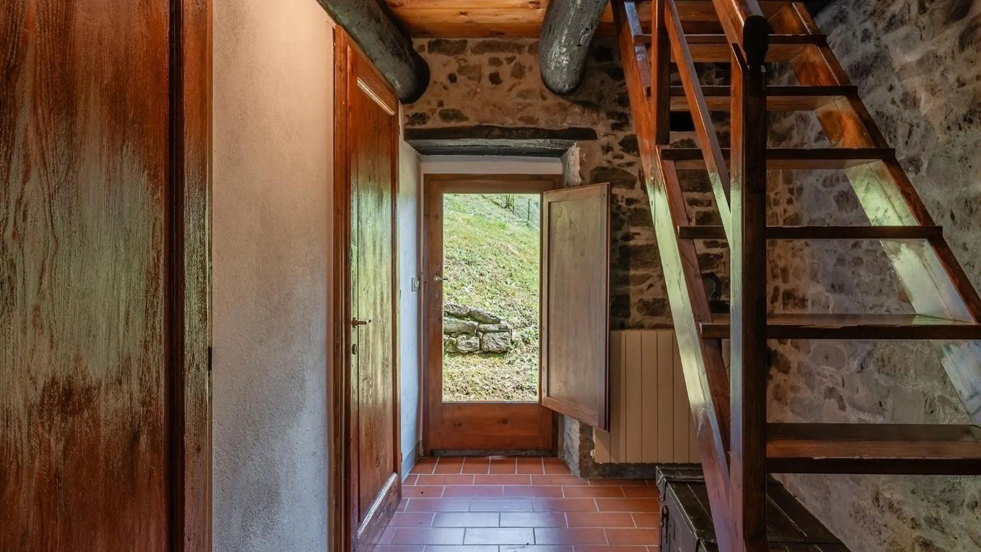 Fattoria Di Pietrabuona Vila Medicina  Itália
