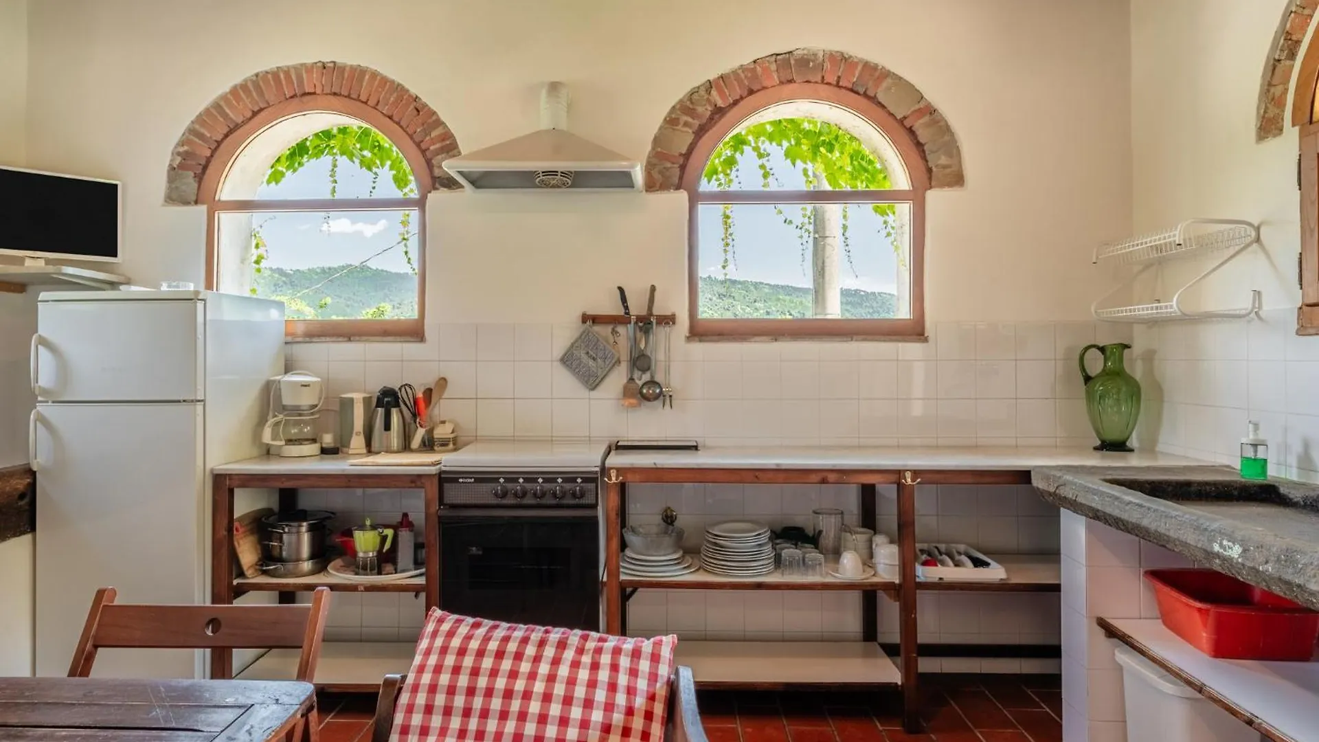 Fattoria Di Pietrabuona Villa Medicina Farmház